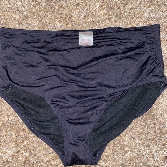 Aztec Strapless Top & Black Ruffle Bottoms - Picture 3 of 3